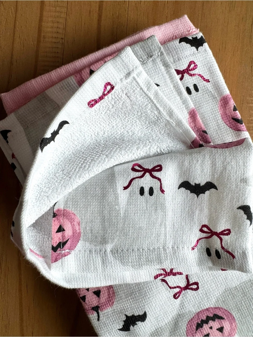 Coquette Ghosts with Sparkly Pink Bows Pumpkins & Bats Halloween Hand Towel Set